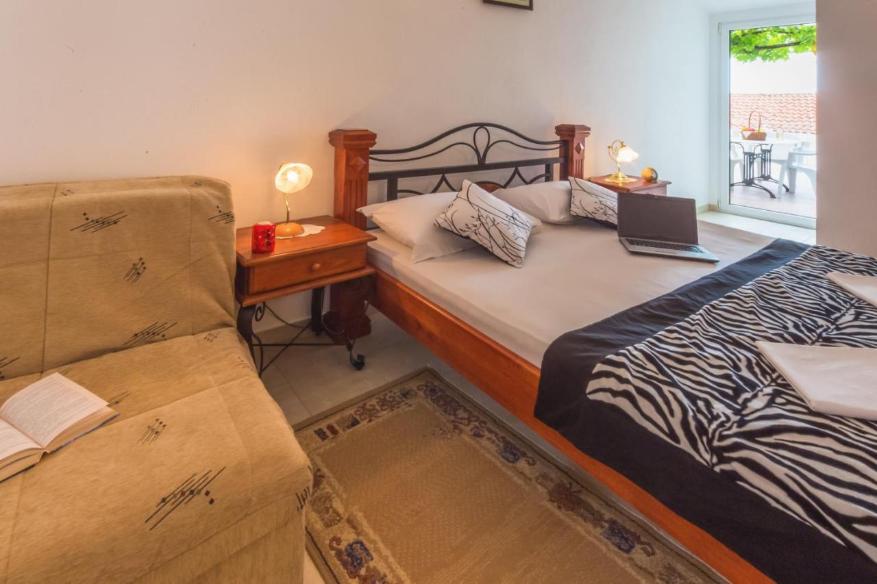 Apartmani Steni Sveti Stefan Buitenkant foto