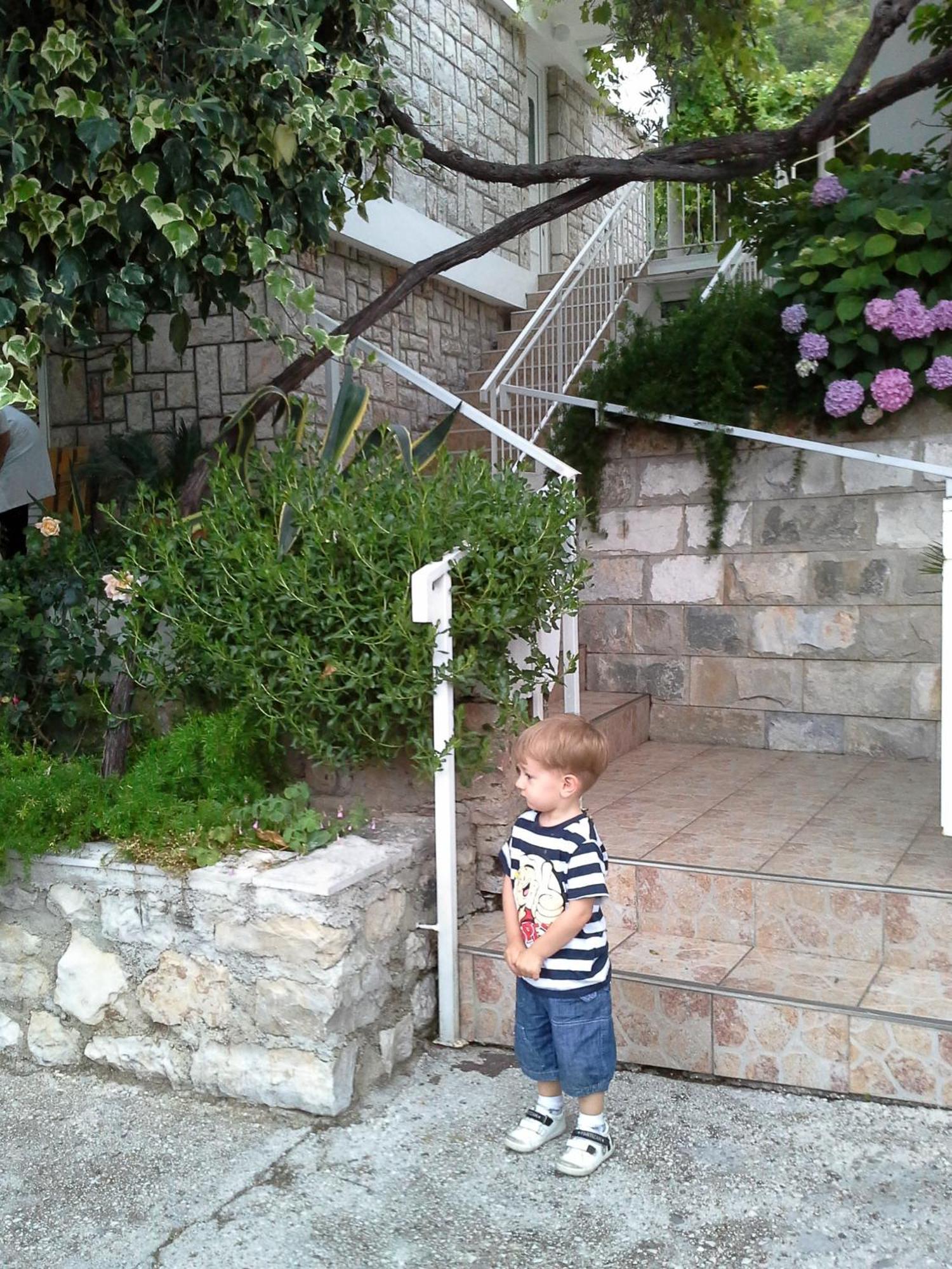 Apartmani Steni Sveti Stefan Buitenkant foto