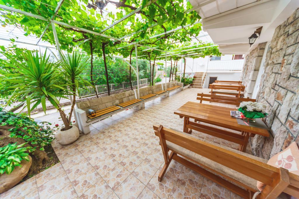 Apartmani Steni Sveti Stefan Buitenkant foto