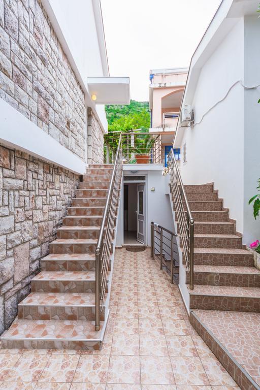 Apartmani Steni Sveti Stefan Buitenkant foto