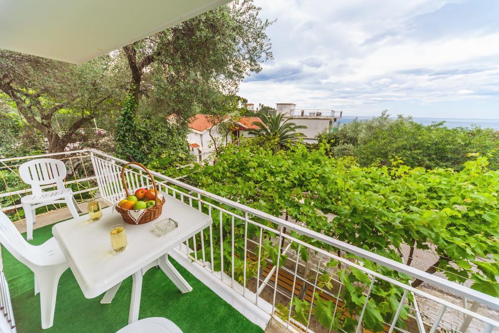 Apartmani Steni Sveti Stefan Buitenkant foto