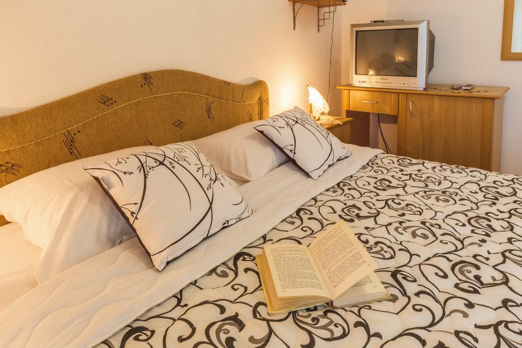 Apartmani Steni Sveti Stefan Buitenkant foto